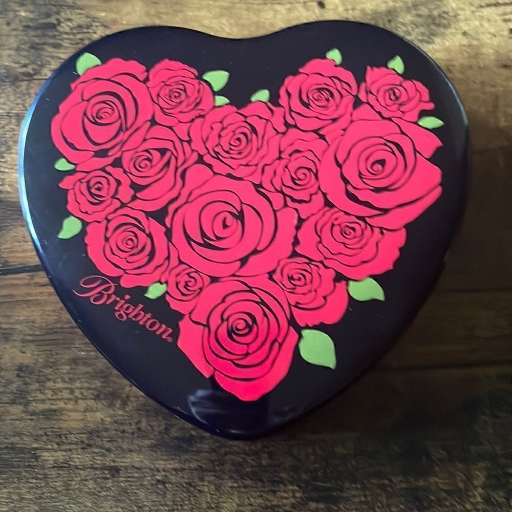 Brighton Collectibles Black & Red Rose Pattern
Metal Heart Jewelry Box